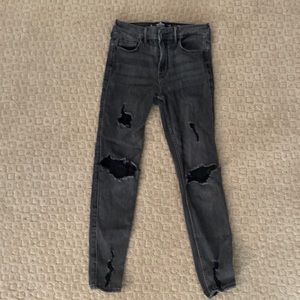 Hollister jeans size 1 short